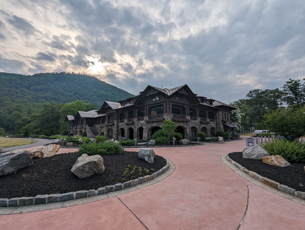 Figure 10: Bear Mountain Lodge