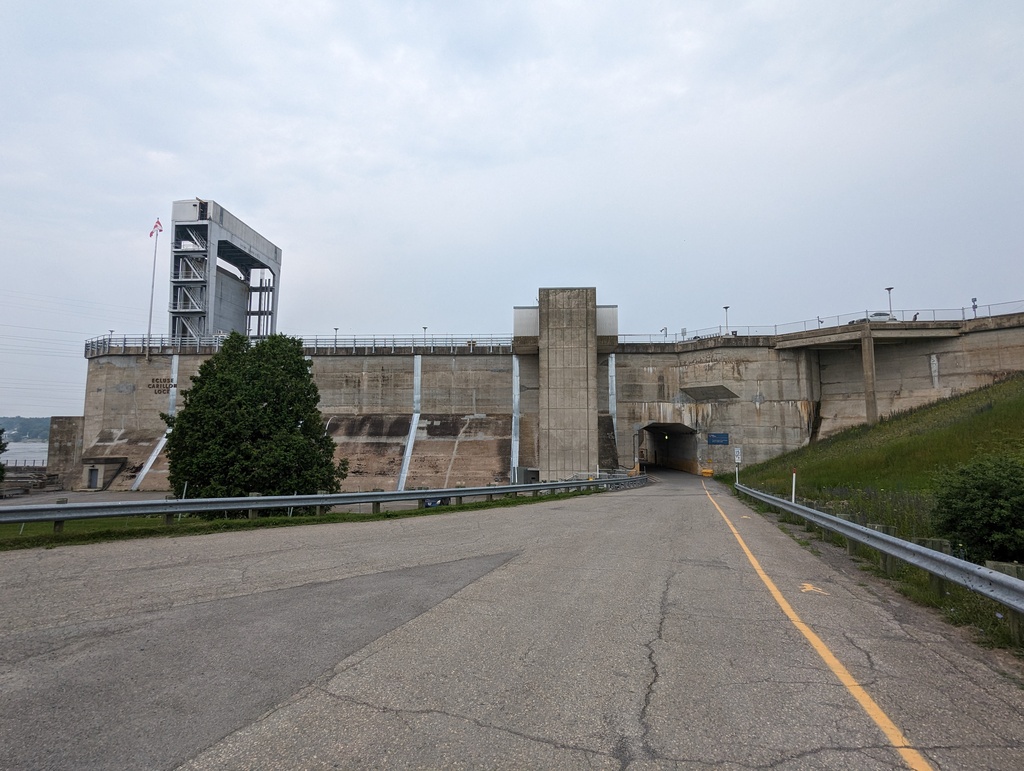 Figure 17: The new Carillon lock, completed in 1963, replaced both the original and Chute-á-Blondeu lock.