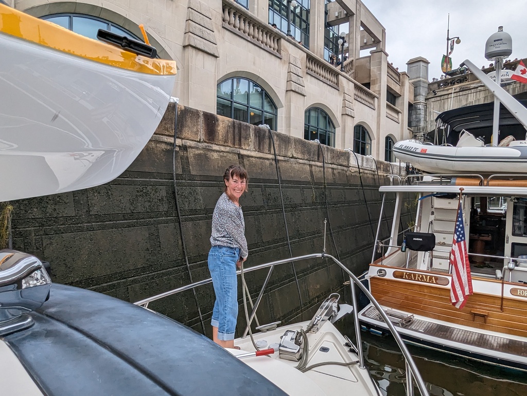 Figure 40: Tending lock lines