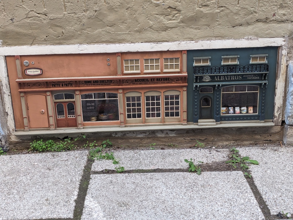 Figure 37: Petit Québec, AnonyMouse Collective